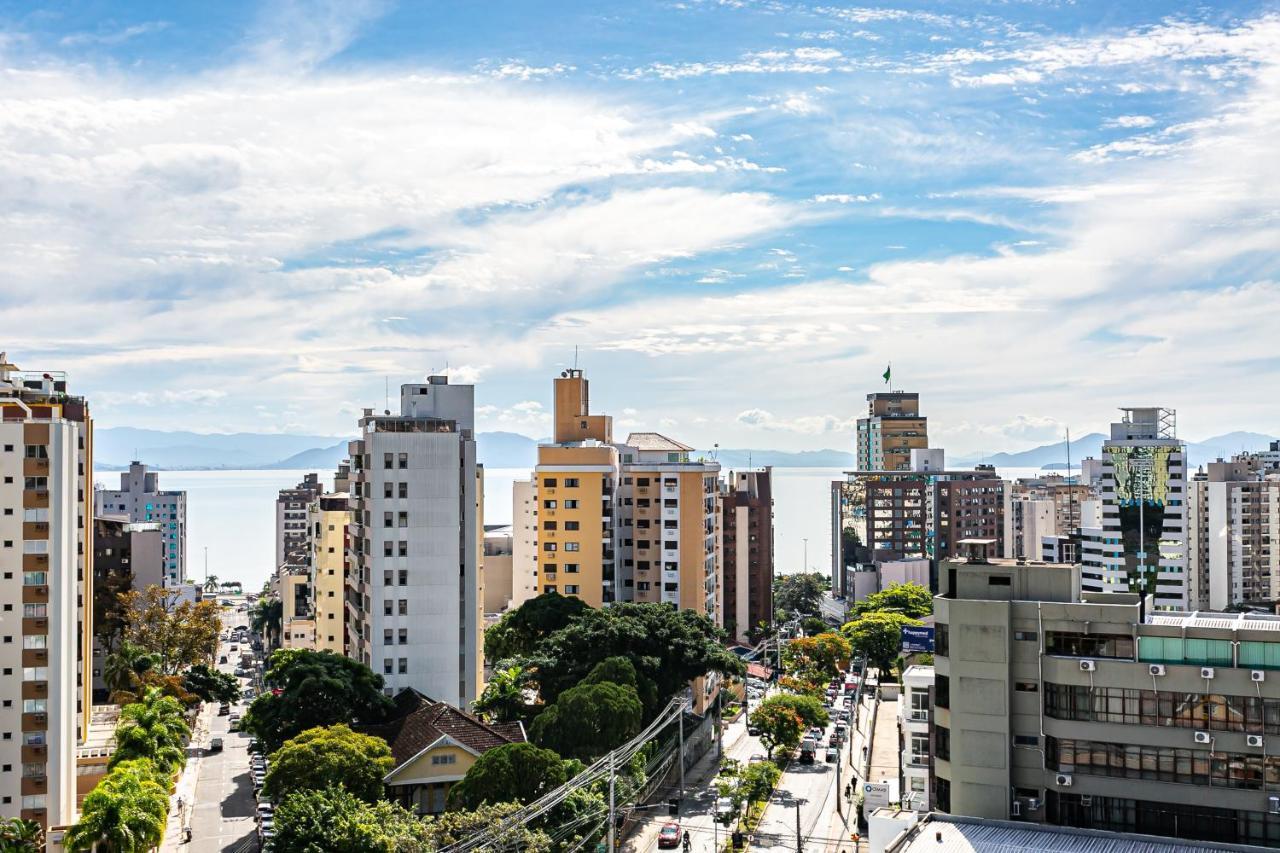 Vista mar, confortável e aconchegante em condomínio com infraestrutura de clube CA25 Florianópolis Exterior foto